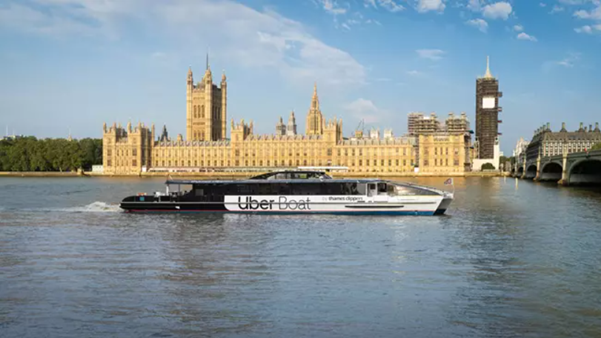 泰晤士 「河流巴士」船型之一。圖片來源：河流巴士官網