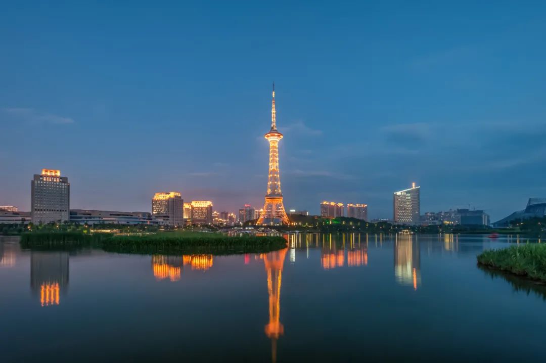 中国唯一以洲命名的城市 风景媲美张家界