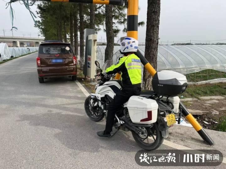 深夜的牵挂，杭州交警和家人视频通话的背影走红，找了6小时才找到的他是谁？休闲区蓝鸢梦想 - Www.slyday.coM