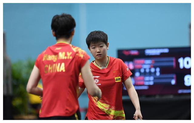 女双决赛对阵出炉,海产姐妹速战速决,将与日本组合争夺冠军休闲区蓝鸢梦想 - Www.slyday.coM 女双决赛对阵出炉,海产姐妹速战速决,将与日本组合争夺冠军休闲区蓝鸢梦想 - Www.slyday.coM