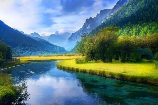 国内值得一去的10个旅行地,美得像一幅画,疫情过后,就出发吧休闲区蓝鸢梦想 - Www.slyday.coM 国内值得一去的10个旅行地,美得像一幅画,疫情过后,就出发吧休闲区蓝鸢梦想 - Www.slyday.coM