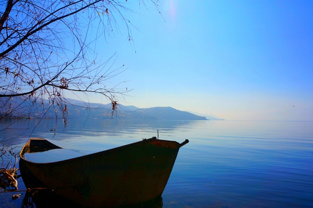 《独立电影人》：如他这般矫情，深爱上一个人会是怎样的光景休闲区蓝鸢梦想 - Www.slyday.coM