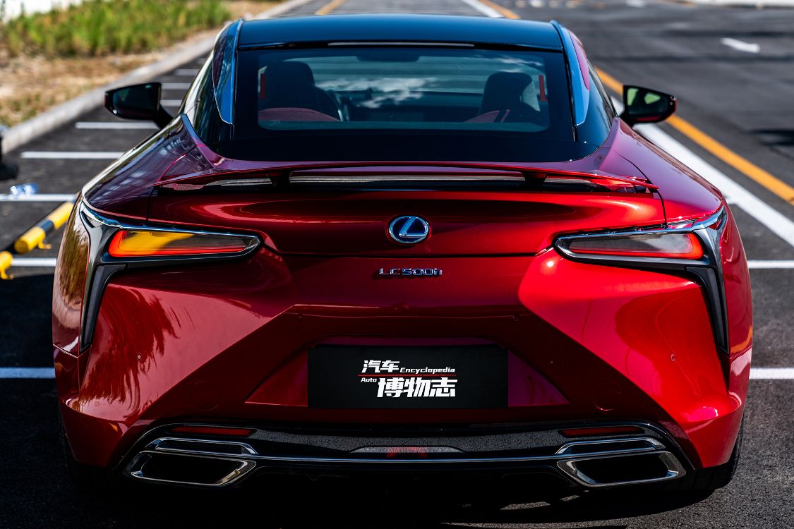 第一次觉得语言如此苍白无力试驾雷克萨斯lc500h