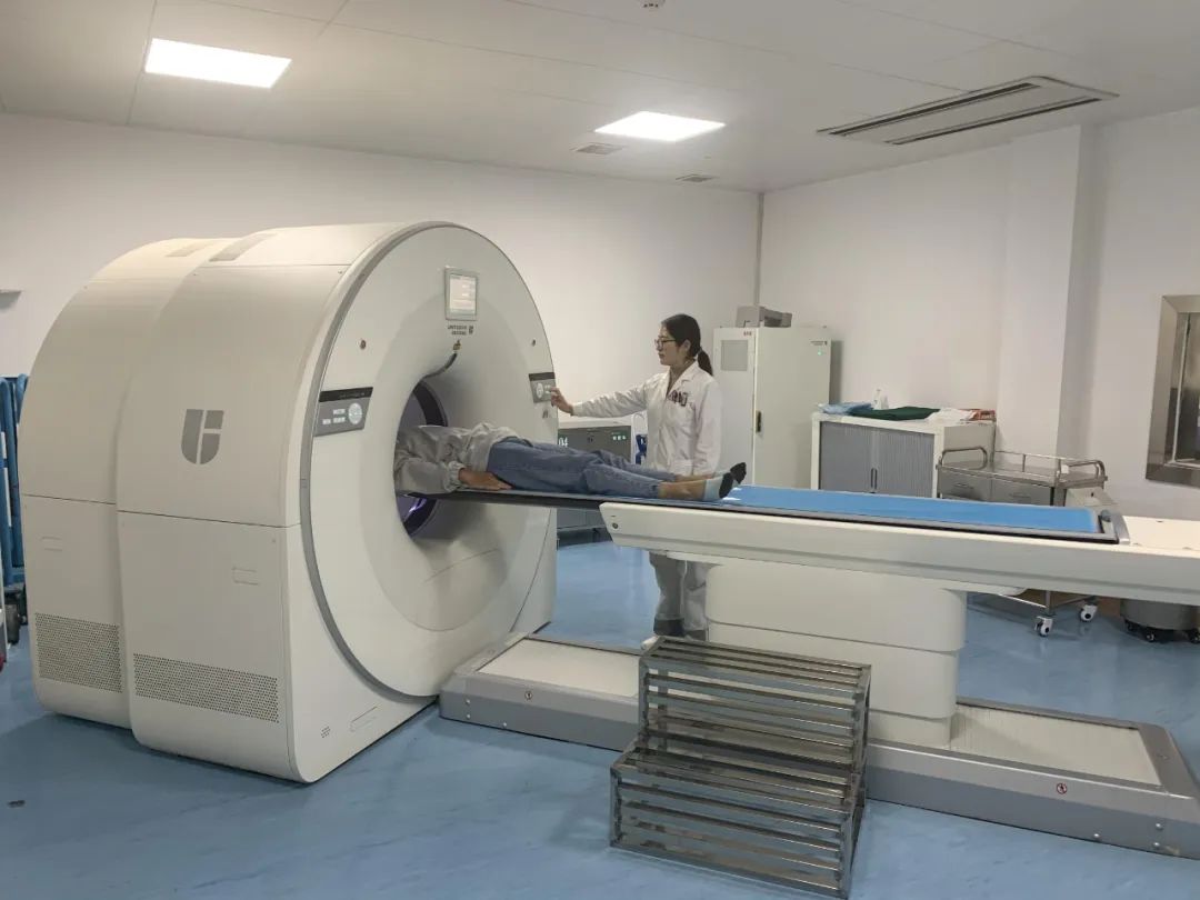 患者做ct检查的时候,医生要家属陪同,是为什么?