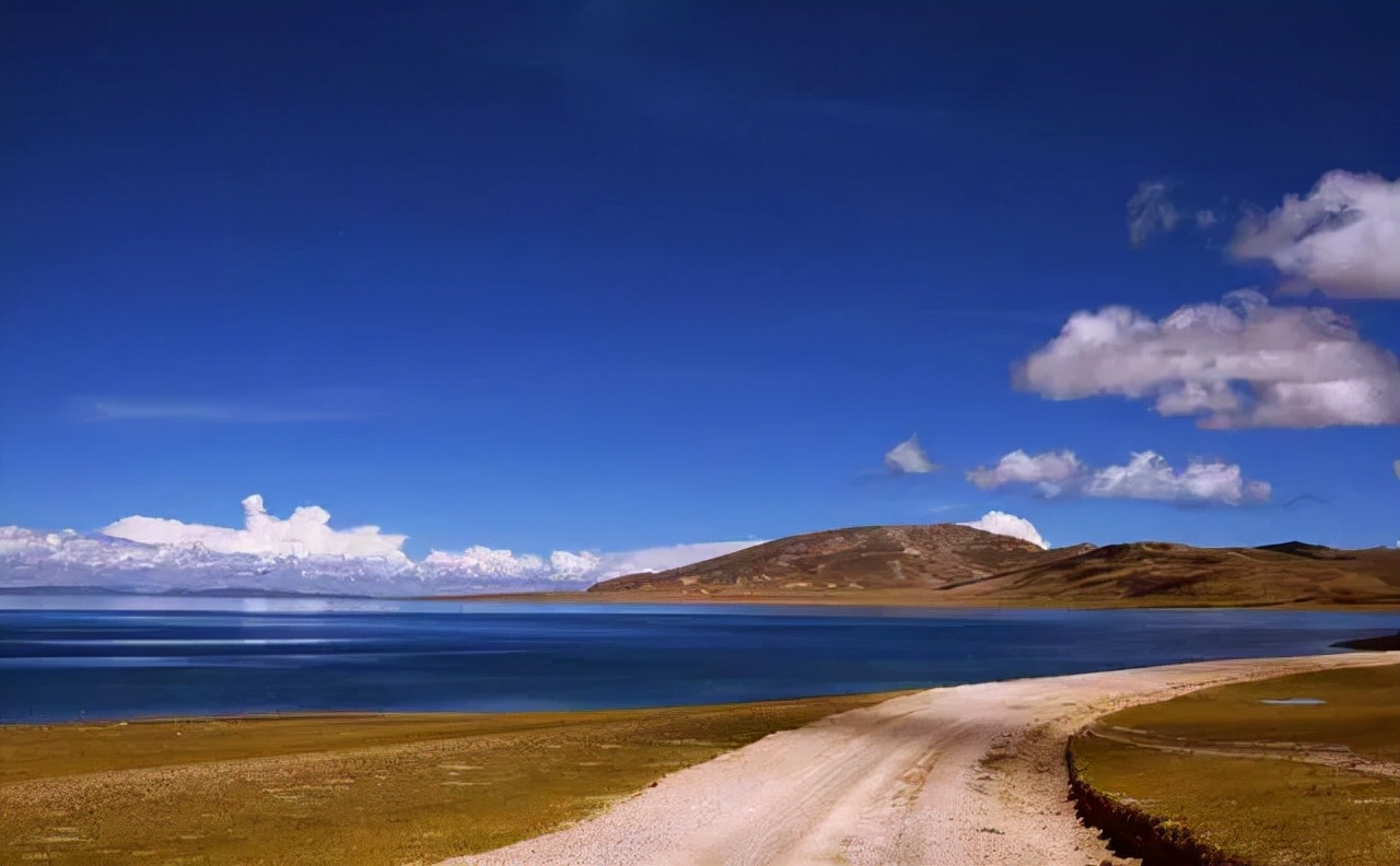 国内值得一去的10个旅行地,美得像一幅画,疫情过后,就出发吧休闲区蓝鸢梦想 - Www.slyday.coM 国内值得一去的10个旅行地,美得像一幅画,疫情过后,就出发吧休闲区蓝鸢梦想 - Www.slyday.coM