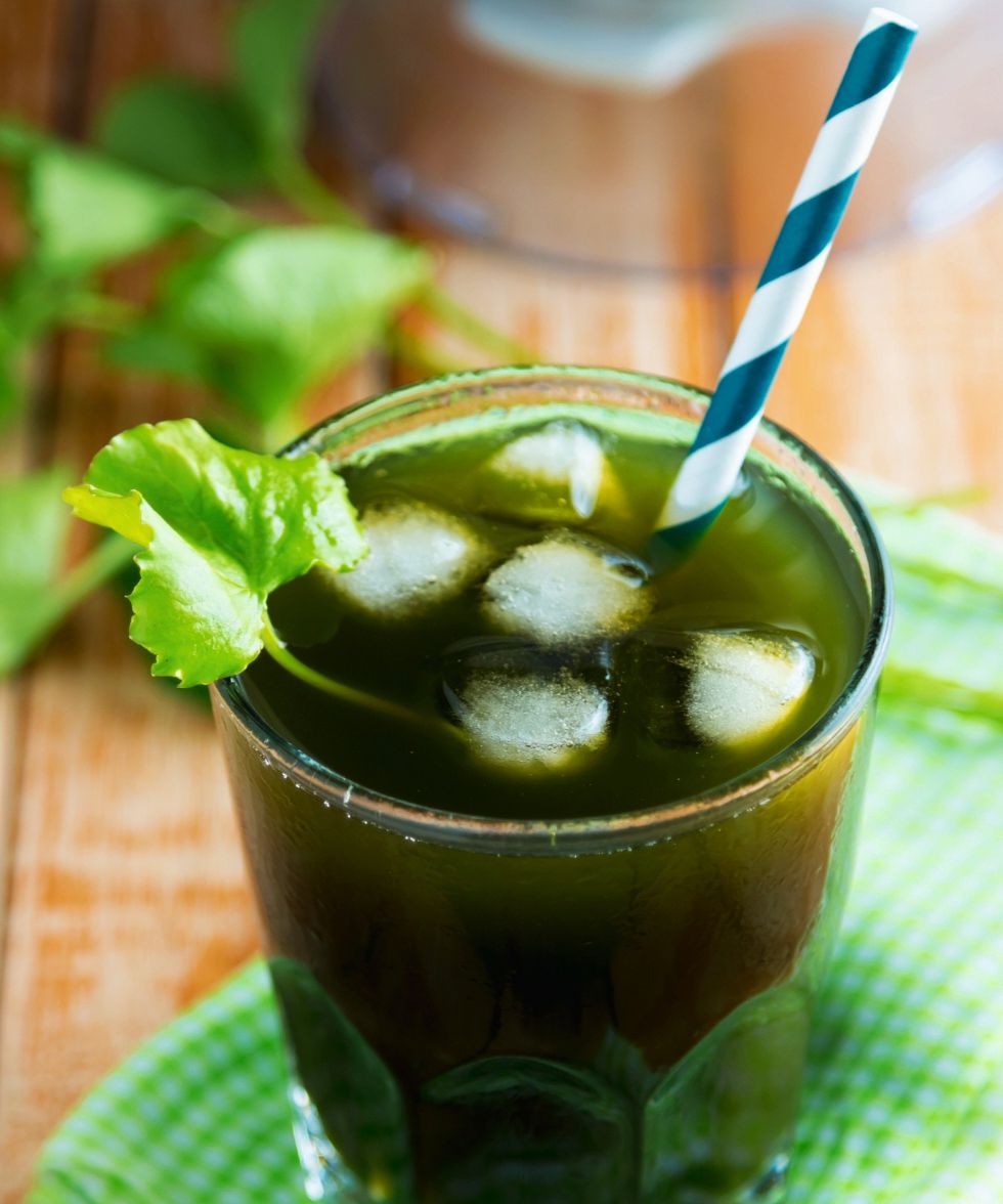 田间地头常见的1种野菜,煮汤味道鲜香可口,广东人却