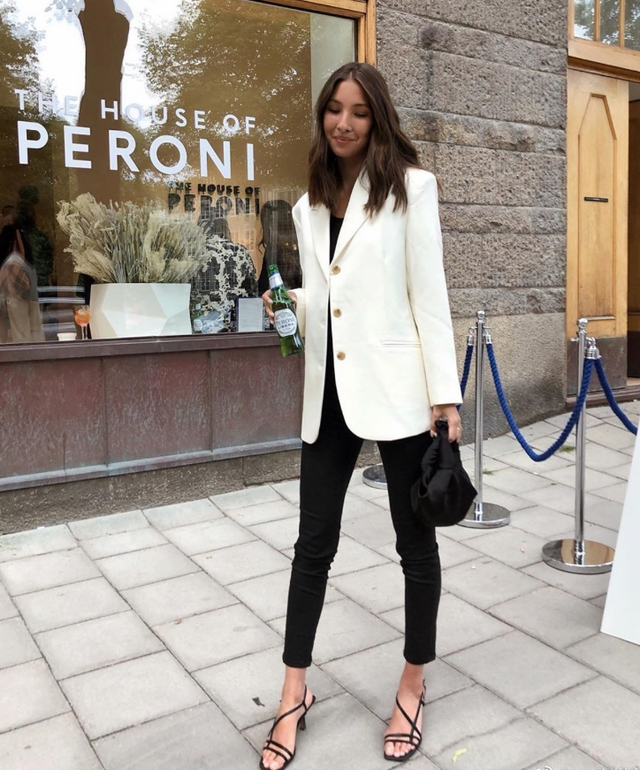 美国时尚博主fakerstorm经典黑白配穿搭风格