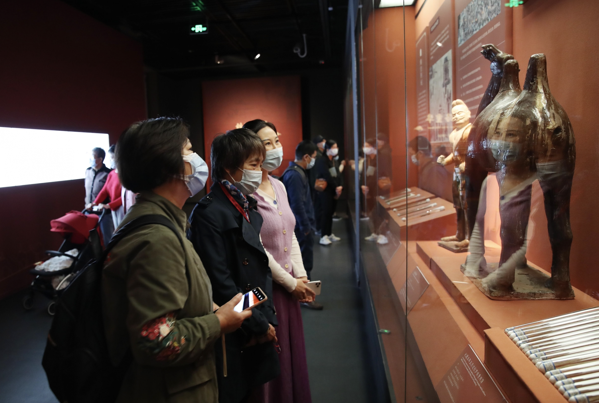 疫情家里蹲相约云展览来深圳博物馆看线上敦煌石窟