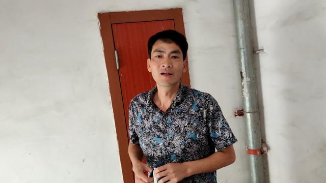 4岁男童“悬挂”5楼阳台外，幸好有他们休闲区蓝鸢梦想 - Www.slyday.coM