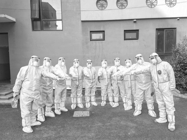 特殊时期，写下青春难忘一页休闲区蓝鸢梦想 - Www.slyday.coM