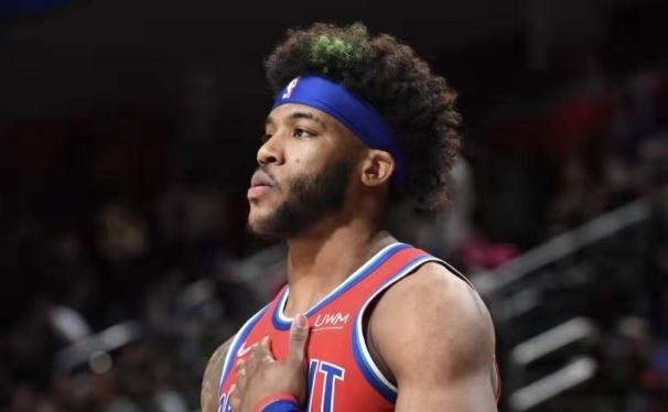 又爆发一个!19号秀狂轰51+9+4+3,比肩欧文,篮网弃将终成大器休闲区蓝鸢梦想 - Www.slyday.coM 又爆发一个!19号秀狂轰51+9+4+3,比肩欧文,篮网弃将终成大器休闲区蓝鸢梦想 - Www.slyday.coM