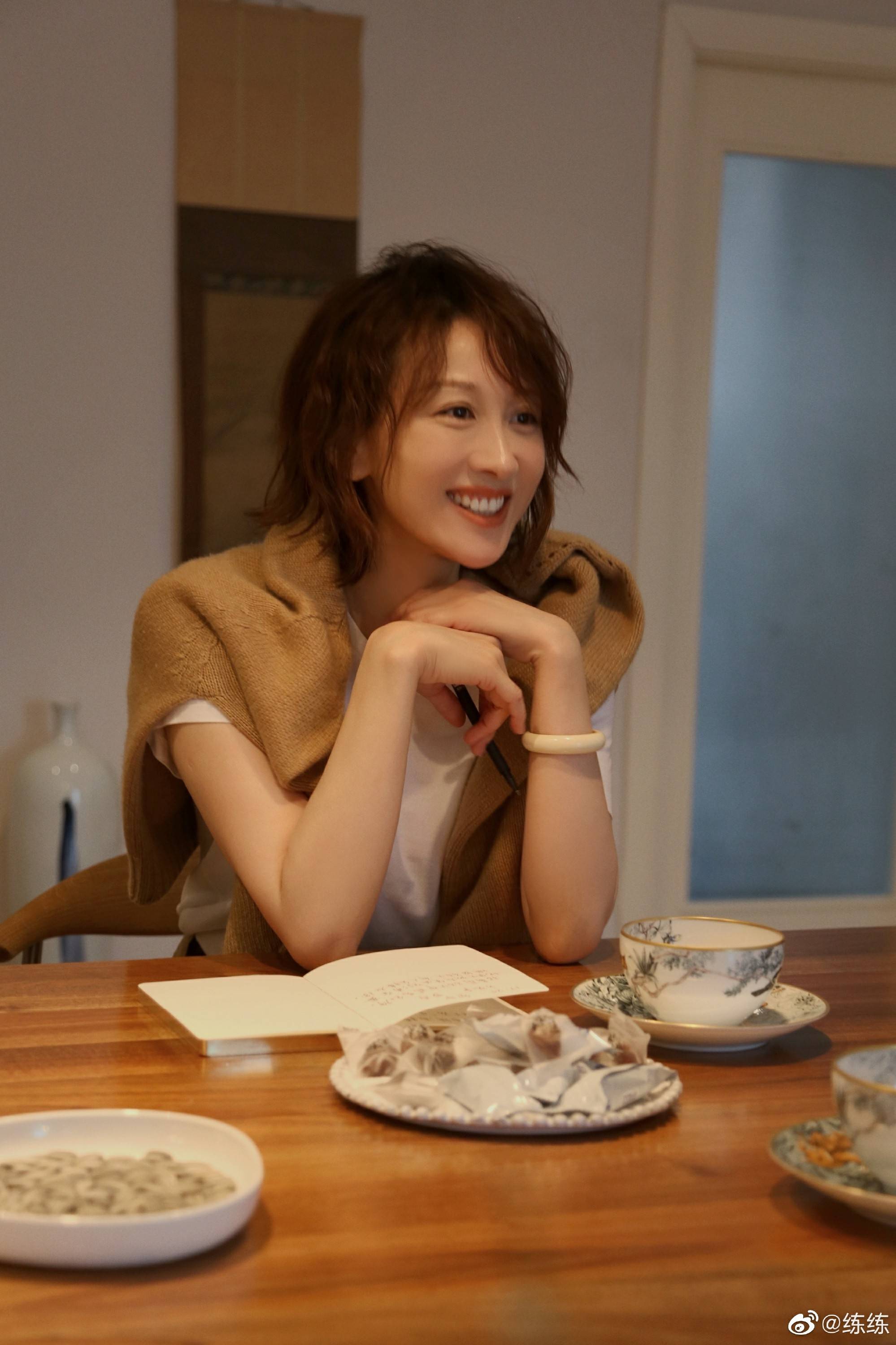 练练相逢时节展现陈昕儿破碎人生完美收官被评宝藏演员