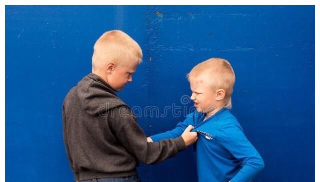 孩子被打后,听父母说“打回去”,然后发生了什么?结局让人叹息休闲区蓝鸢梦想 - Www.slyday.coM 孩子被打后,听父母说“打回去”,然后发生了什么?结局让人叹息休闲区蓝鸢梦想 - Www.slyday.coM