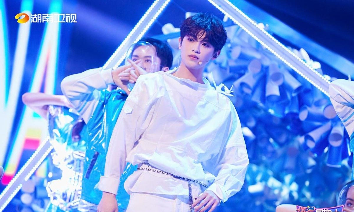 “天选之子”黄明昊，正确答案被留到最后，想不赢都不行休闲区蓝鸢梦想 - Www.slyday.coM