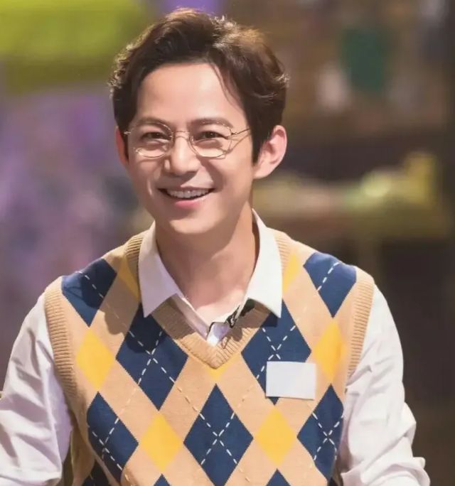 谢娜发新歌,“快乐家族”无一人回应,他们为啥快乐不起来了呢休闲区蓝鸢梦想 - Www.slyday.coM 谢娜发新歌,“快乐家族”无一人回应,他们为啥快乐不起来了呢休闲区蓝鸢梦想 - Www.slyday.coM