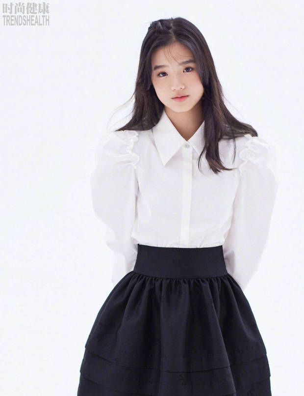 妈妈温柔精致,女儿们恬静可爱|张思捷|钟丽缇|张凯琳_新浪新闻