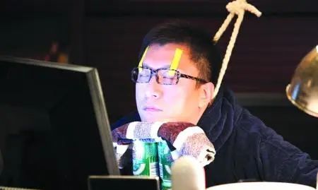 从“土坑酸菜”到“虚拟老公”,这届315毁了多少宅男的美梦?休闲区蓝鸢梦想 - Www.slyday.coM