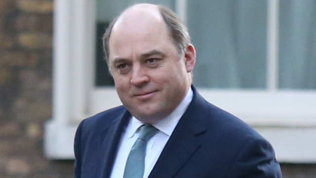 英国防大臣和“乌总理”聊了10分钟，发现对方是假冒的休闲区蓝鸢梦想 - Www.slyday.coM