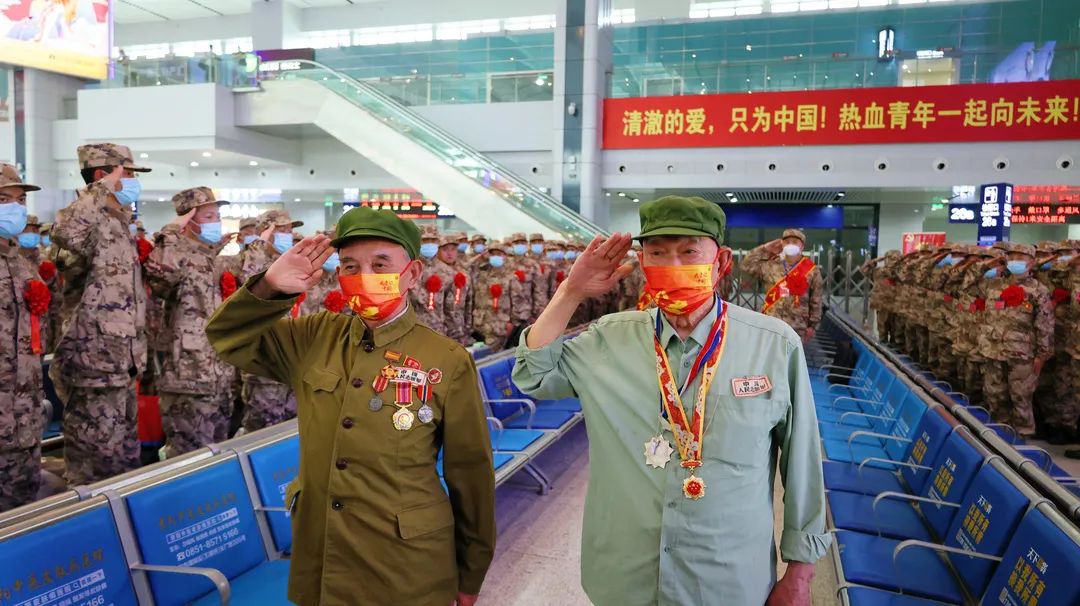 老兵超燃喊话新兵热血奔赴