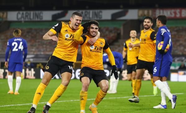 英超狼队vs利兹联狼队状态正盛两场零封利兹联志在保级