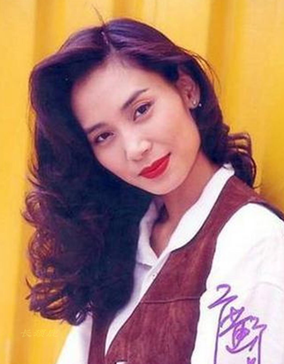 邝美云拒当赌王姨太和豪门少奶奶最穷港姐逆袭成豪门