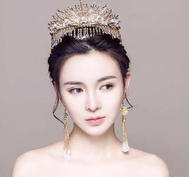 心理测试：选一款喜欢的皇冠，测你们的爱情抵抗力有多强休闲区蓝鸢梦想 - Www.slyday.coM