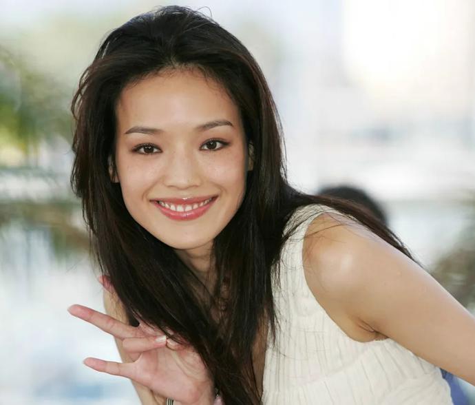 6位樱桃小嘴女星有人被夸古典美有人却被嘲小鸡嘴不好看