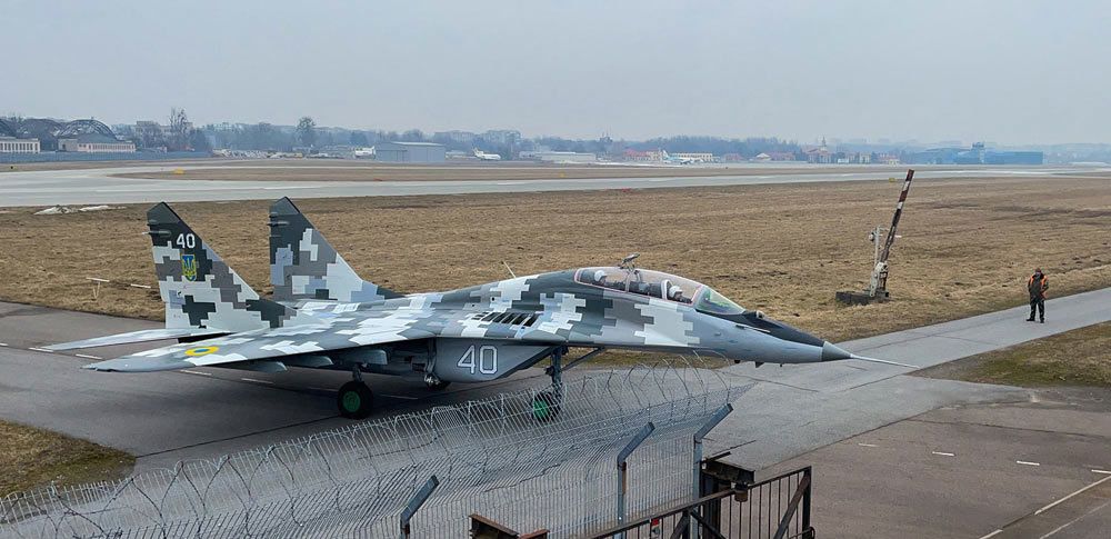 俄军发射导弹袭击利沃夫国家飞机维修厂 摧毁乌克兰空军保障力量休闲区蓝鸢梦想 - Www.slyday.coM