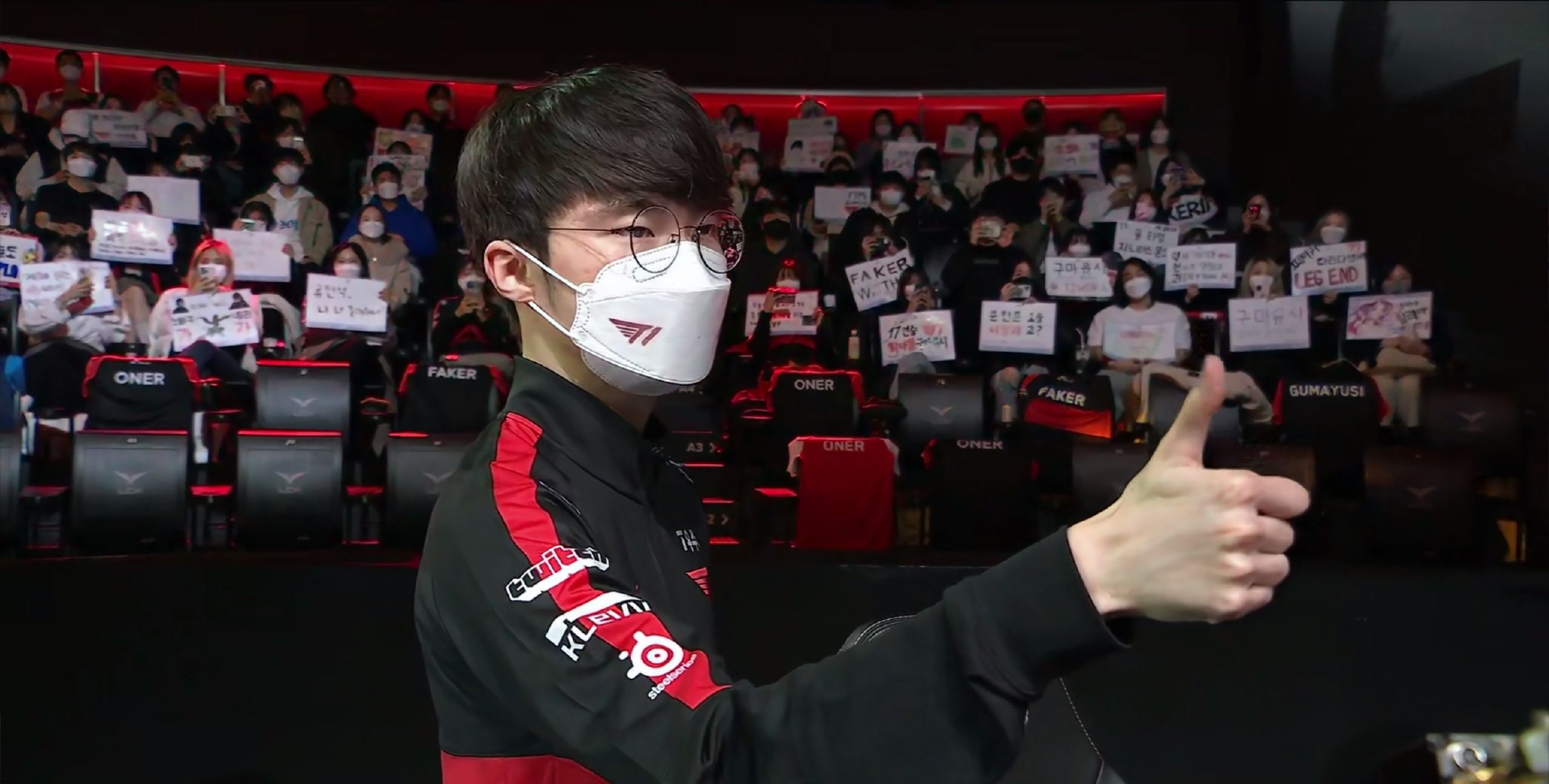 18连胜势不可挡?T1战胜LSB,两局把对面当人机宰,太离谱了休闲区蓝鸢梦想 - Www.slyday.coM 18连胜势不可挡?T1战胜LSB,两局把对面当人机宰,太离谱了休闲区蓝鸢梦想 - Www.slyday.coM