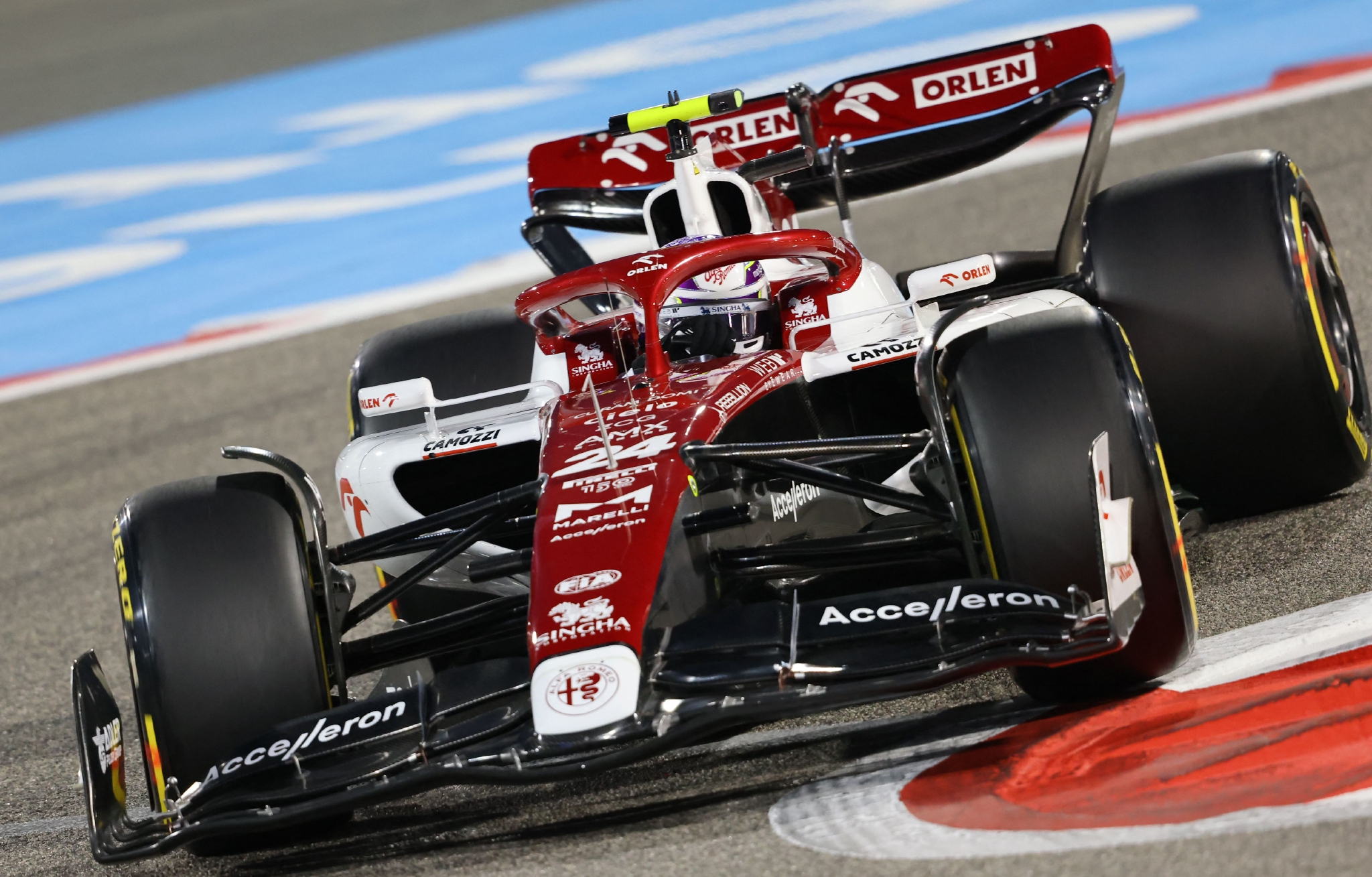 f1巴林站首秀周冠宇两场练习赛分获1115位