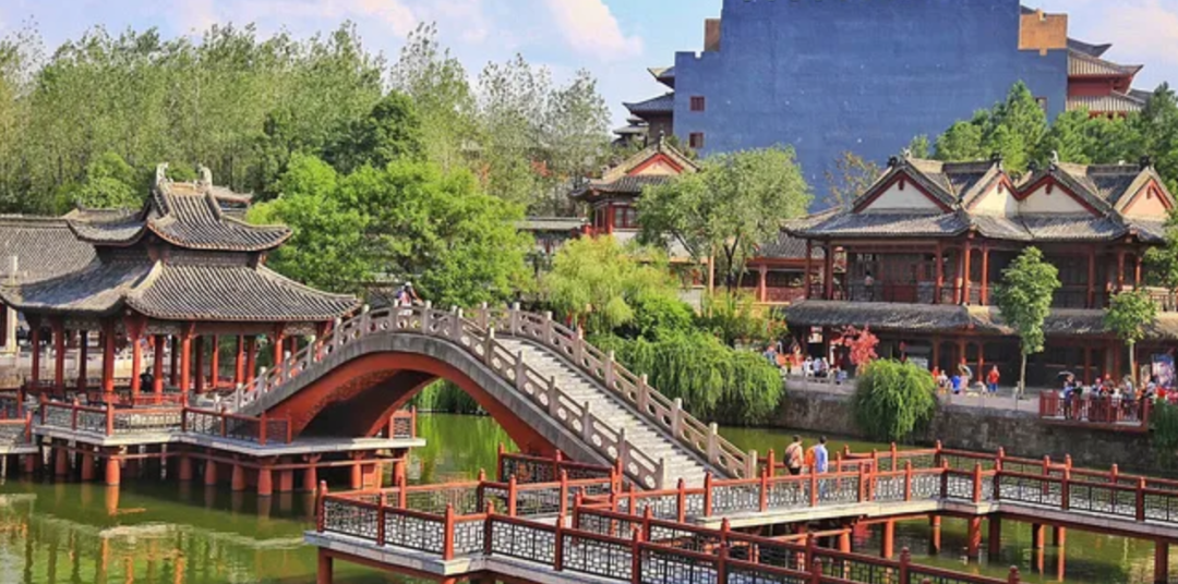 影视造城,影视困于城__财经头条