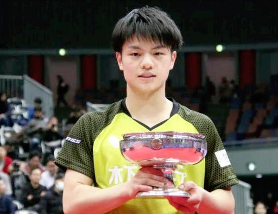 樊振东真大气！险胜日本小将后直言：大家也应该把掌声送给他休闲区蓝鸢梦想 - Www.slyday.coM