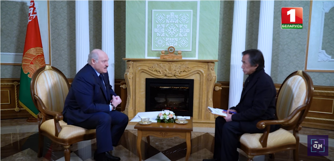 卢卡申科接受日本TBS电视台采访，图源：白俄罗斯媒体视频截图