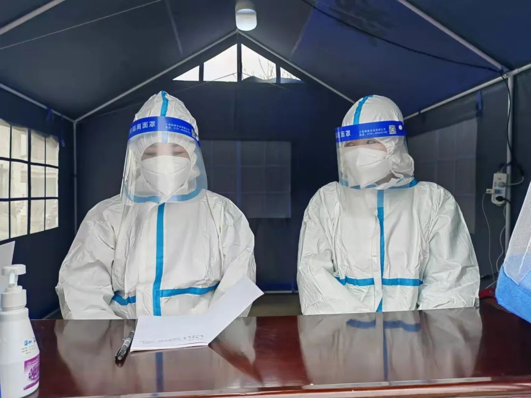 文旅部发布“五一”假期出游提示：出现感冒、发热等症状时，应停止游览并及时就医