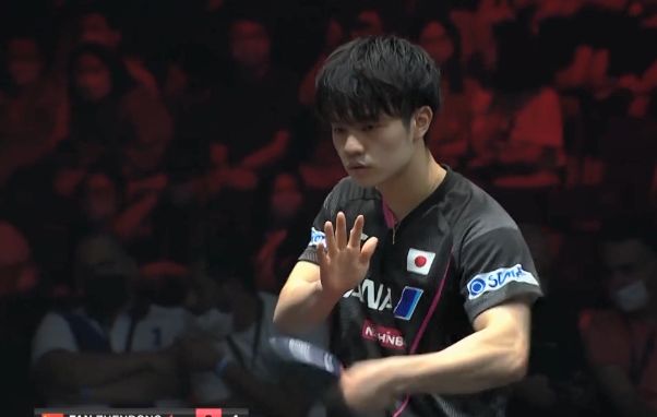 单局救4个局点!樊振东4比2击溃日本黑马,国乒包揽男单冠亚军2休闲区蓝鸢梦想 - Www.slyday.coM 单局救4个局点!樊振东4比2击溃日本黑马,国乒包揽男单冠亚军2休闲区蓝鸢梦想 - Www.slyday.coM