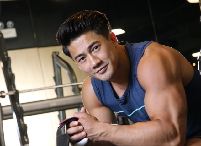 tvb小生郭子豪自曝努力赚钱买戒指目标是今年向女友求婚成功