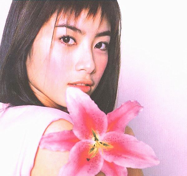 徐怀钰上热搜令人意外又好奇,徐怀钰发文:感谢泡面团队