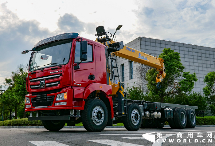 搬运专家吊装王者徐工汉风g5随车起重运输车