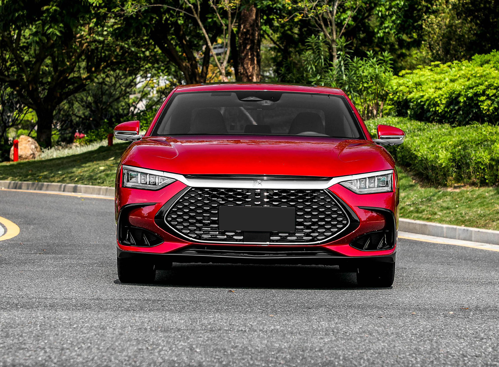 续航可达1300km油耗42l比亚迪汉dmidmp预售2168万起