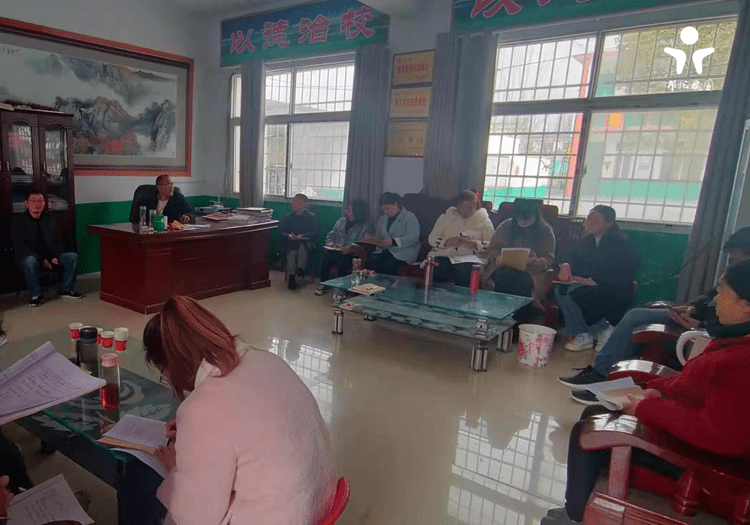 邓州校园联播｜2022年3月20日休闲区蓝鸢梦想 - Www.slyday.coM