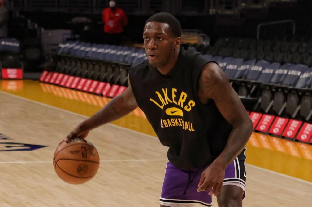 湖人利好纳恩训练投篮精准沃帅霸气放言我们能赢2场附加赛