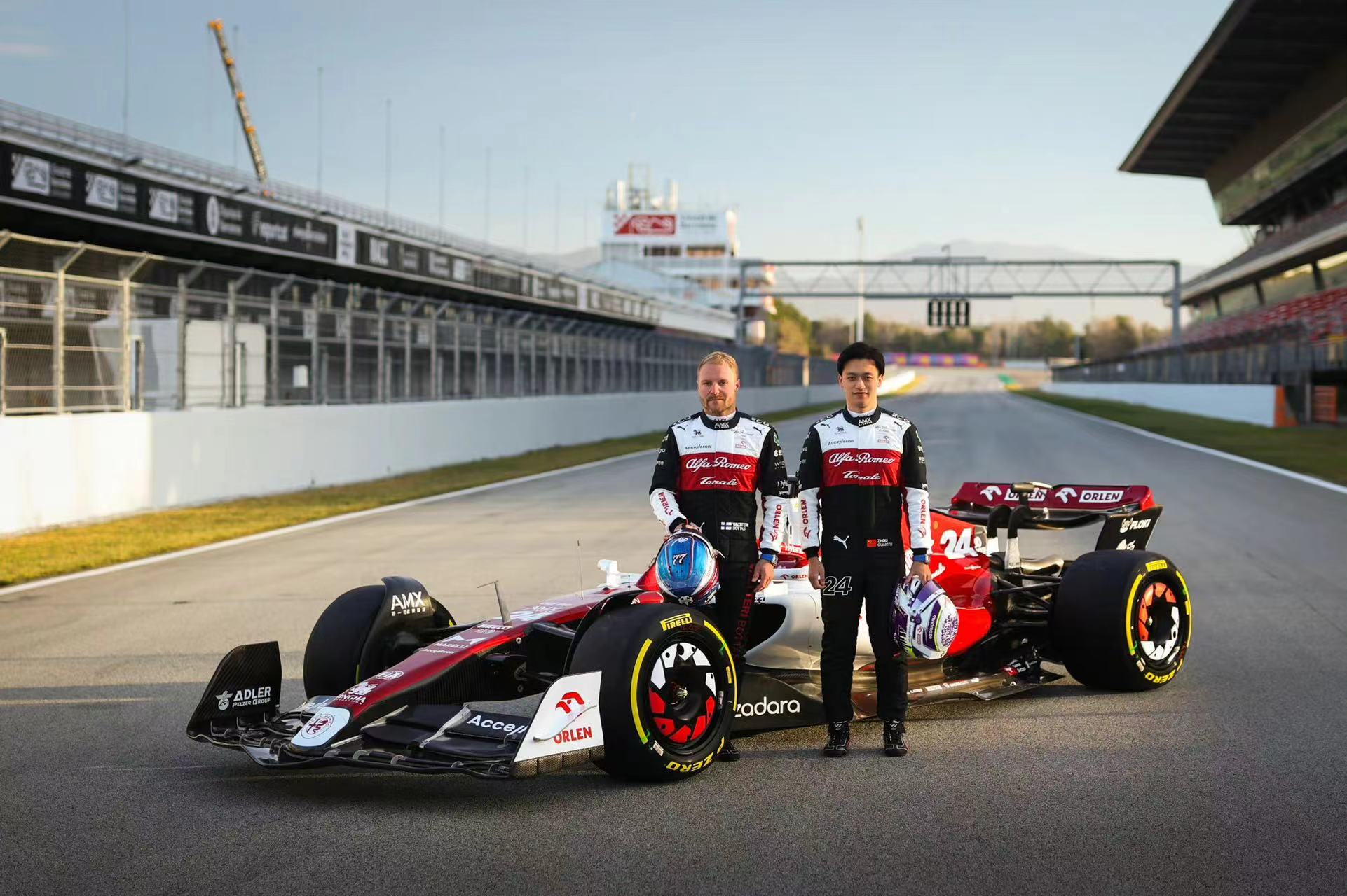 首场F1排位赛就闯入Q2，周冠宇表示对正赛更有信心休闲区蓝鸢梦想 - Www.slyday.coM