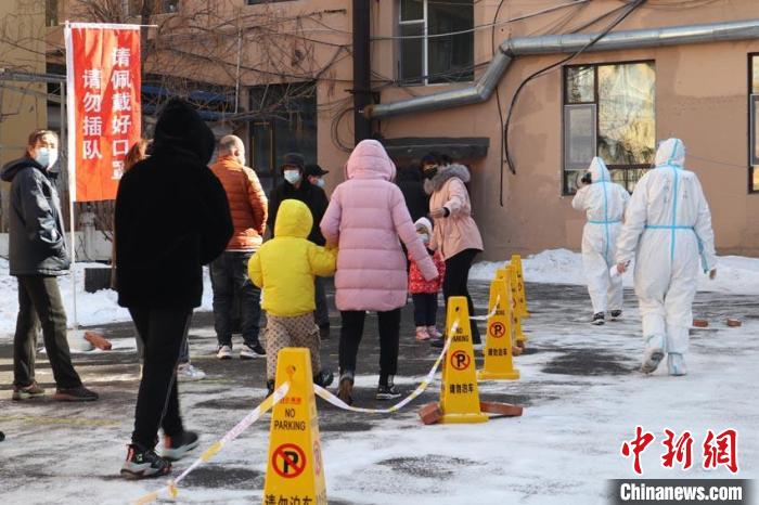 黑土地上备耕忙：疫情是暂时的，丰收是必须的休闲区蓝鸢梦想 - Www.slyday.coM