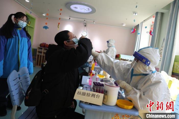 黑土地上备耕忙：疫情是暂时的，丰收是必须的休闲区蓝鸢梦想 - Www.slyday.coM