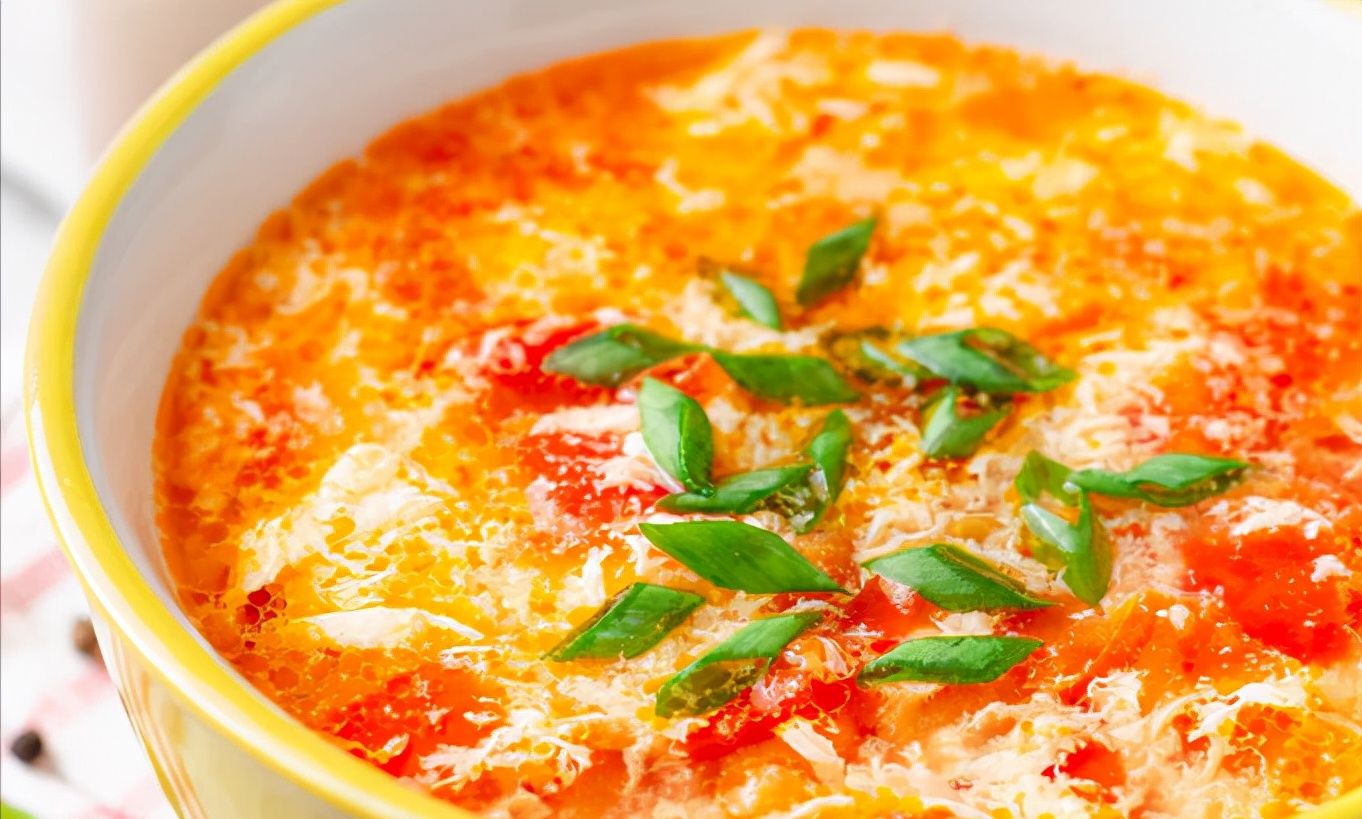 西红柿蛋花汤别再直接倒蛋液提前做1步香浓鲜美蛋花漂亮