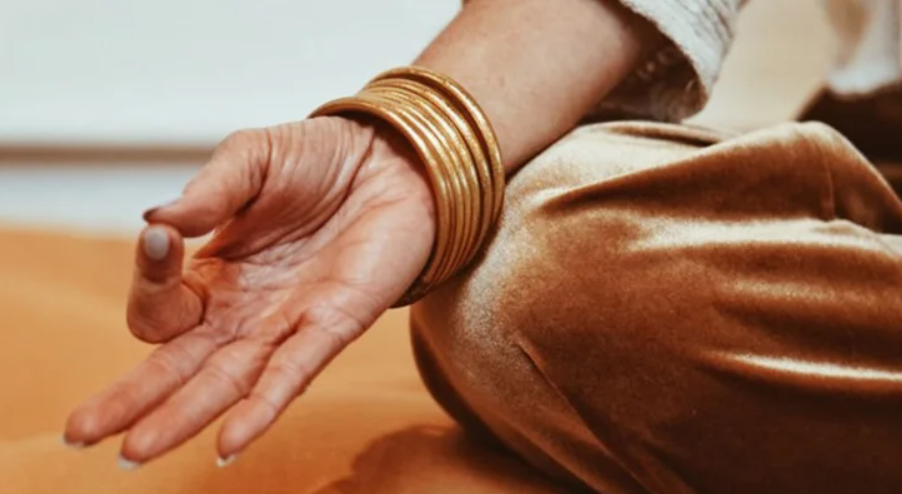 初学者应该怎么学习昆达里尼瑜伽呢