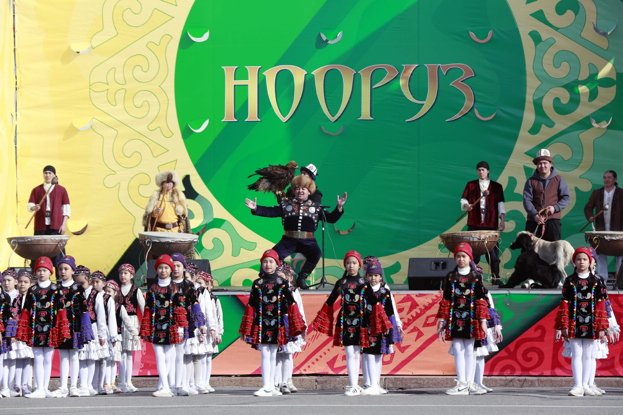 吉尔吉斯斯坦庆祝纳乌鲁斯节