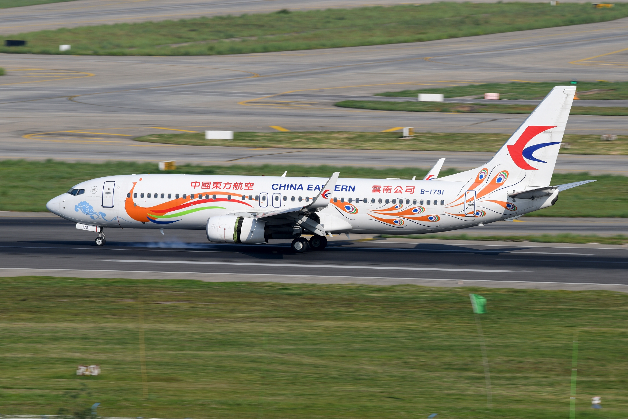 东航孔雀坠落发生了什么737还安全吗