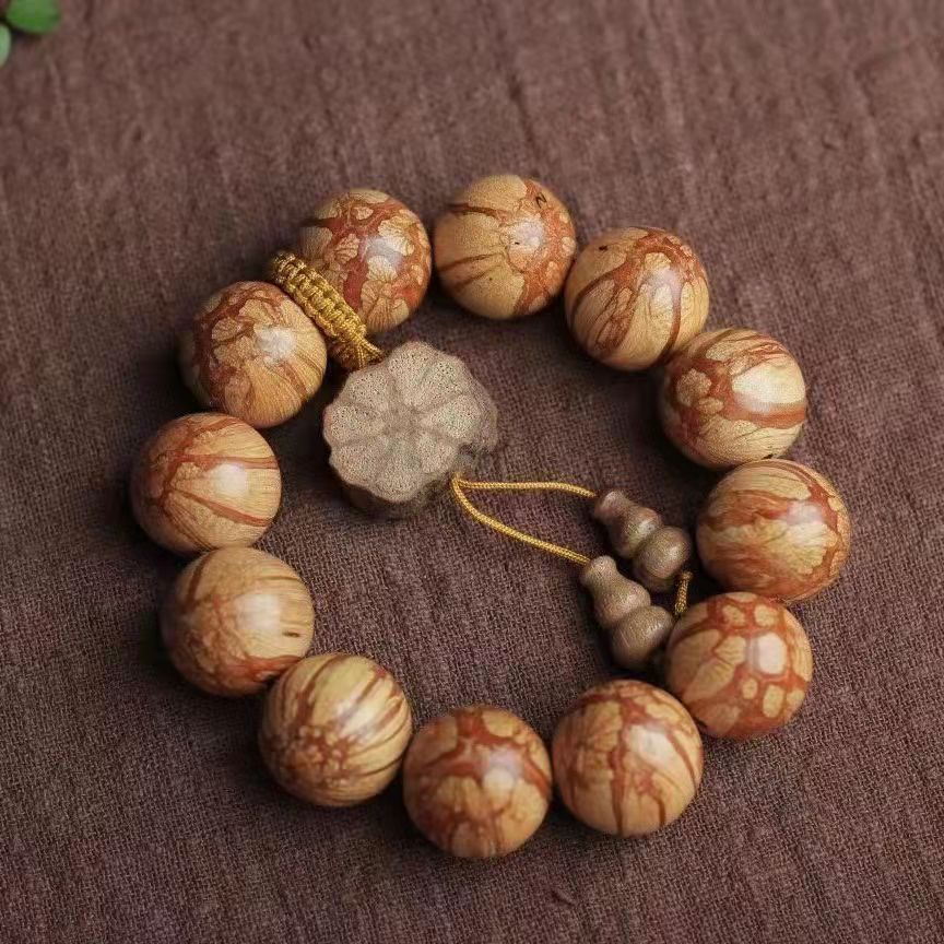 中药九龙藤你见过吗常用它做手串掌握这2个方法轻松找到它