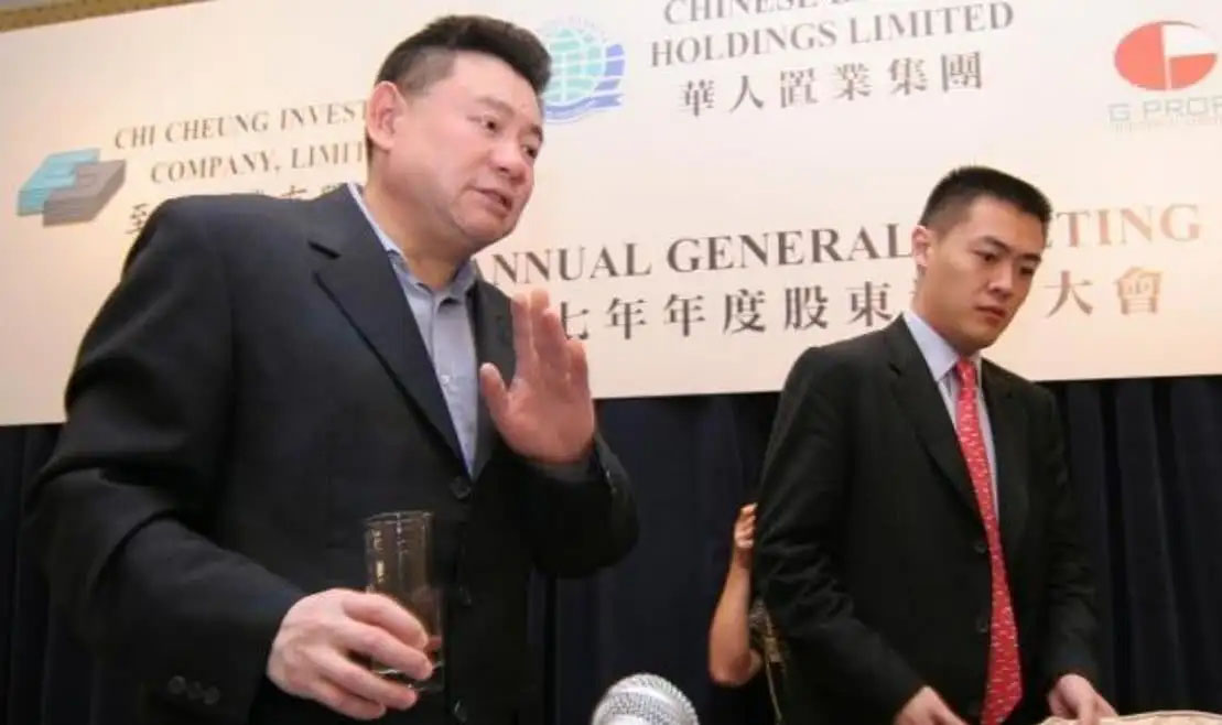 刘鸣炜身家300亿却低调再婚钟情高学历女性被妻子两品质征服